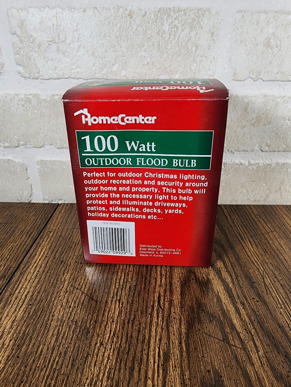Lot of 3 - 100W Outdoor Green Flood Bulb HomeCenter NIB - Picture 5 of 6